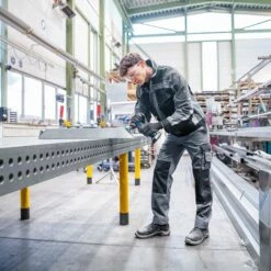 Bosch Geradschleifer GWG 12V-50 S / 2x 3,0 Ah + Ladegerät In L-Boxx 102 -elektrische Bohrmaschine Geschäft bosch 06013a7000 06013a7001 anwendung 4 1