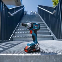 Bosch Akku-Drehschlagschrauber GDS 18V-330 HC Solo - 06019L5000 -elektrische Bohrmaschine Geschäft bosch 06019l5000 anwendung 1