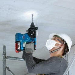 Bosch Akku-Bohrhammer GBH 18V-24 C / 2x 4,0 Ah ProCORE + GAL 1880 CV In L-Boxx -elektrische Bohrmaschine Geschäft bosch 0611923002 anwendung 1 1