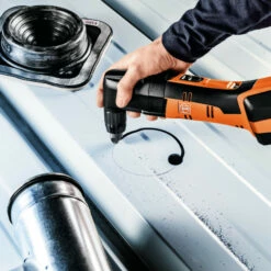 Fein Akku-Knabber ABLK 18 1.6 E Select 1,6 Mm 18 V Solo Im Koffer - 71320461000 5 Fein Akku-Knabber ABLK 18 1.6 E Select 1,6 Mm 18 V Solo Im Koffer - 71320461000 -elektrische Bohrmaschine Geschäft fein 71320461000 anwendungsbild 3