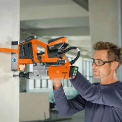 Fein Akku-Universal-Magnet-Kernbohrmaschine AKBU 35 PMQW Select 35 Mm - 71700262000 -elektrische Bohrmaschine Geschäft fein 71700162000 71700262000 anwendungsbild 1