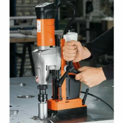 Fein Magnet-Kernbohrmaschine KBM 65 U 1.300 W In Koffer 72704361000 5 Fein Magnet-Kernbohrmaschine KBM 65 U 1.300 W In Koffer 72704361000 -elektrische Bohrmaschine Geschäft fein 72704361000 anwendungsbild